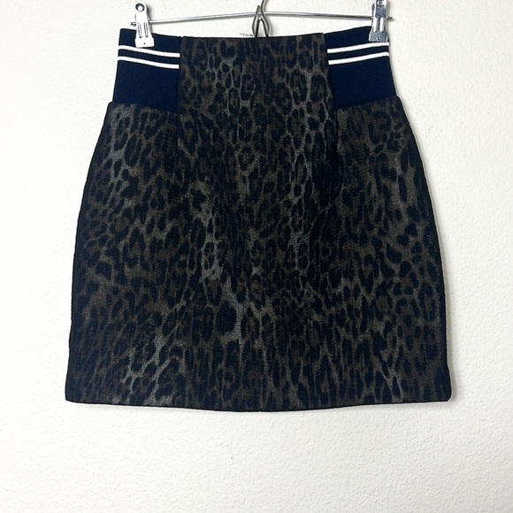 Sandro Paris Leopard Print Elastic Side Mini Skirt - Picture 2 of 8